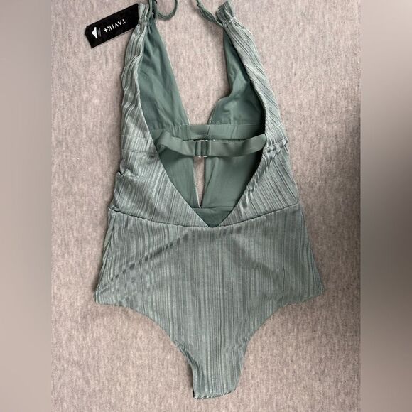 Tavik Emme Slinky Ribbed One Piece Women's XS Green Moderate Coverage Swimwear - Picture 6 of 7